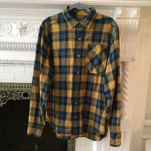 Under Armour men's cold gear plaid flannel shirt - Size XL